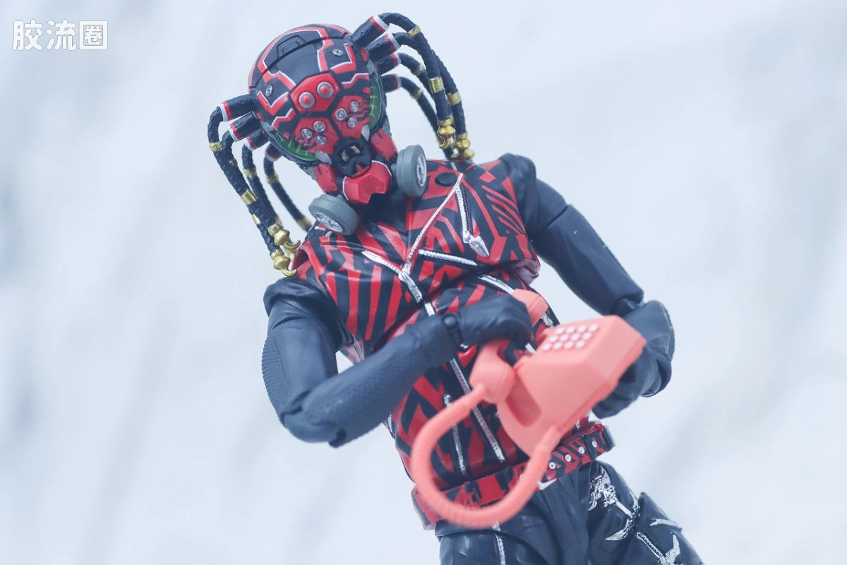 SHF 假面骑士限定版 蜘蛛改造人-01 (新·假面骑士) - 图片